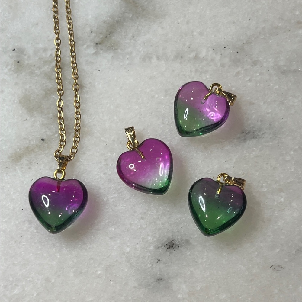 Gold Necklace with Vibrant Heart Pendant - Picture 4 of 6